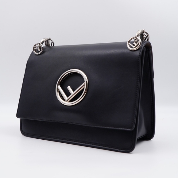 ❌️❌️SOLD❌️❌️AU18❤️ FENDI Vitello Century Opaco F Fendi Shoulder Bag - Picture 3 of 15